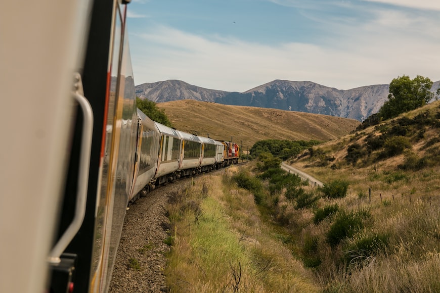 Viaggiare oggi è viaggiare green: perché scegliamo vacanze ecosostenibili?