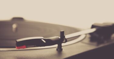 Dj NapoLatino e Dj Luis a #RaccontaVinile