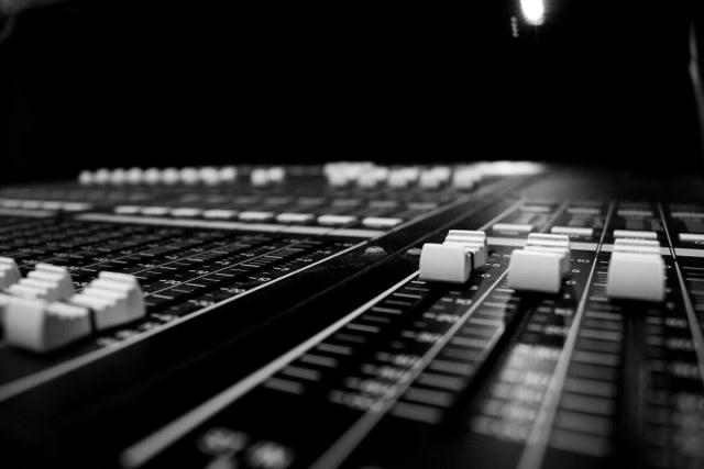 Aiuto e vendetta! Il rock dei Timoria nello studio di Alpha&Omega
