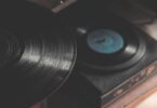 Racconta Vinile in pausa